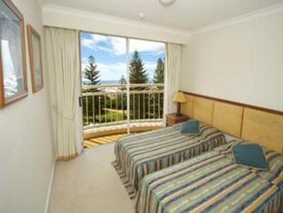 фото отеля Burleigh Mediterranean Resort