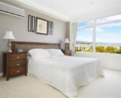 фото отеля Burleigh Mediterranean Resort