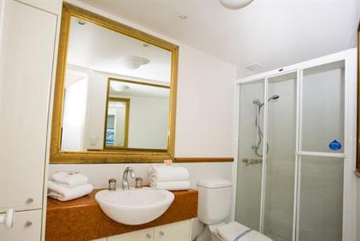 фото отеля Burleigh Mediterranean Resort