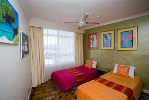 фото отеля Burleigh Mediterranean Resort