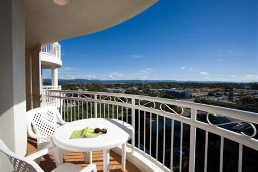 фото отеля Burleigh Mediterranean Resort