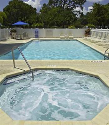 фото отеля Fairfield Inn and Suites Clearwater Bayside