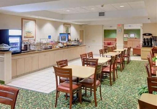 фото отеля Fairfield Inn and Suites Clearwater Bayside