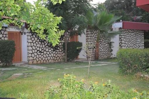 фото отеля Cetinel Tesisleri-Green Club Hotel