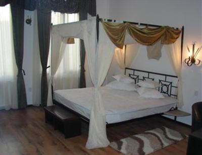 фото отеля Hotel Hanul Fullton
