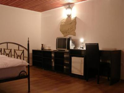 фото отеля Hotel Hanul Fullton