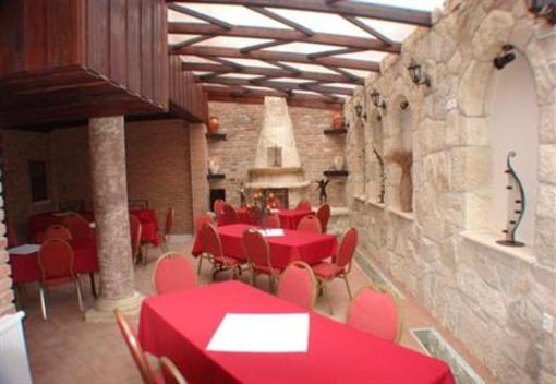 фото отеля Hotel Hanul Fullton