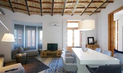 фото отеля Valencia Luxury Cirilo Amoros