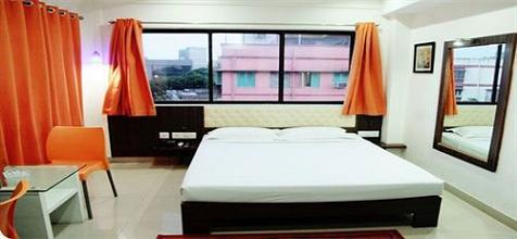 фото отеля Hotel Crestwood Kolkata