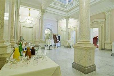 фото отеля Strudlhof Hotel & Palais
