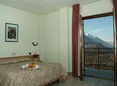 фото отеля Hotel Les Saisons Saint-Vincent (Italy)