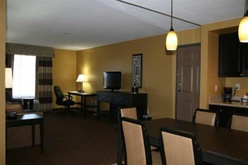 фото отеля Hampton Inn Holland