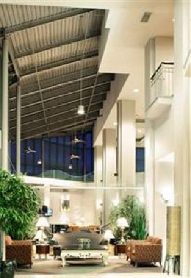 фото отеля Executive Plaza Coquitlam
