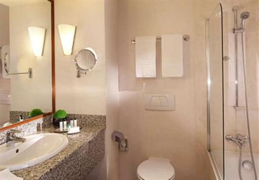 фото отеля Paris Charles de Gaulle Airport Marriott Hotel