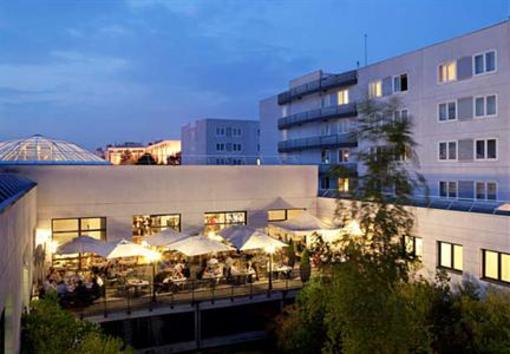 фото отеля Paris Charles de Gaulle Airport Marriott Hotel