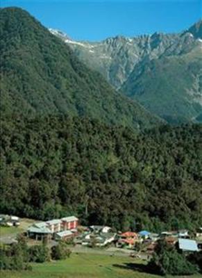 фото отеля Distinction Fox Glacier, Te Weheka Boutique Hotel