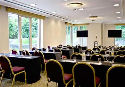 фото отеля European Quarter - Marriott Executive Apartments