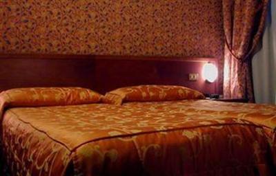 фото отеля Hotel Cervo Milan