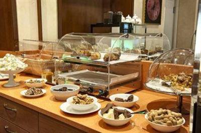 фото отеля Hotel Cervo Milan