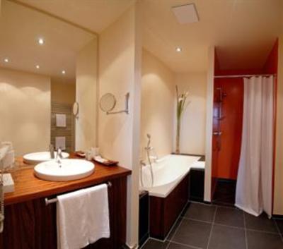 фото отеля Hotel Sinsheim