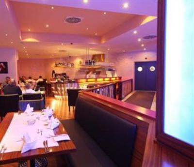 фото отеля Hotel Sinsheim