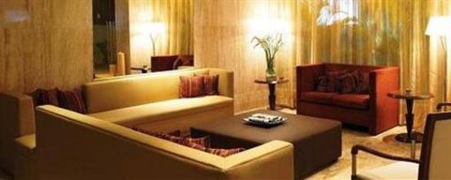 фото отеля Royal Orchid Golden Suites