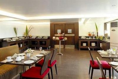 фото отеля Royal Orchid Golden Suites