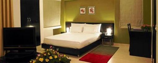 фото отеля Royal Orchid Golden Suites