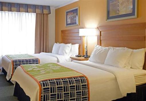 фото отеля Fairfield Inn & Suites by Marriott Coventry