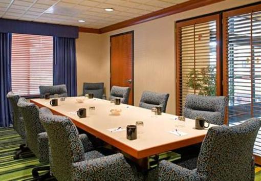 фото отеля Fairfield Inn & Suites by Marriott Coventry