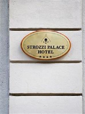 фото отеля Strozzi Palace Hotel