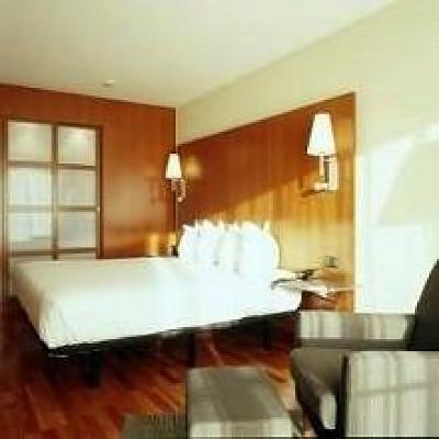 фото отеля AC Hotel La Rioja by Marriott