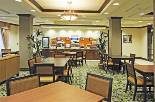фото отеля Holiday Inn Express Hotel & Suites North Bay
