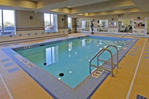 фото отеля Holiday Inn Express Hotel & Suites North Bay