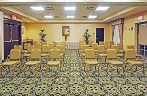 фото отеля Holiday Inn Express Hotel & Suites North Bay