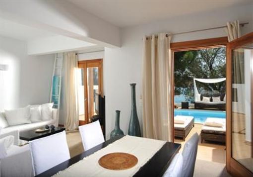 фото отеля Minos Beach Art Hotel