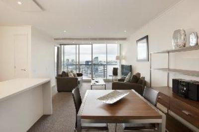 фото отеля Melbourne Short Stay Apartments on Whiteman