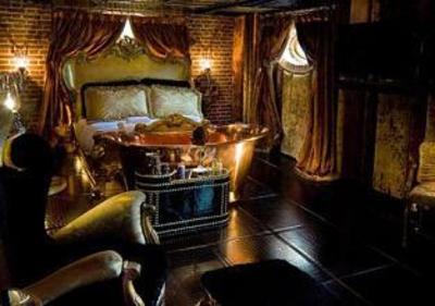 фото отеля Crazy Bear Beaconsfield