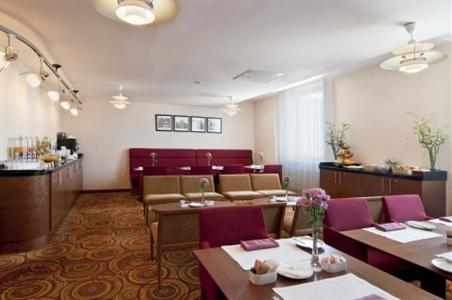 фото отеля Holiday Inn Moscow - Lesnaya