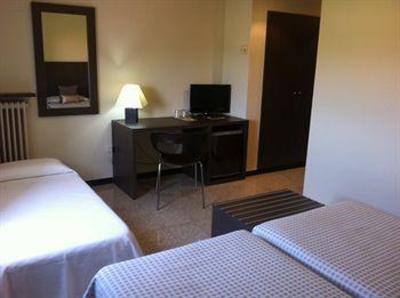 фото отеля Bon Retorn Hotel Figueres