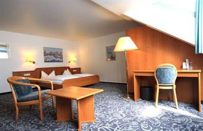 фото отеля Alfa Hotel Karlsruhe