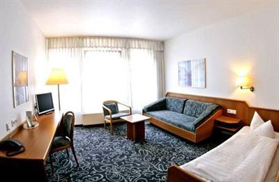 фото отеля Alfa Hotel Karlsruhe