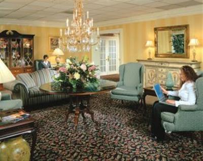 фото отеля John Carver Inn