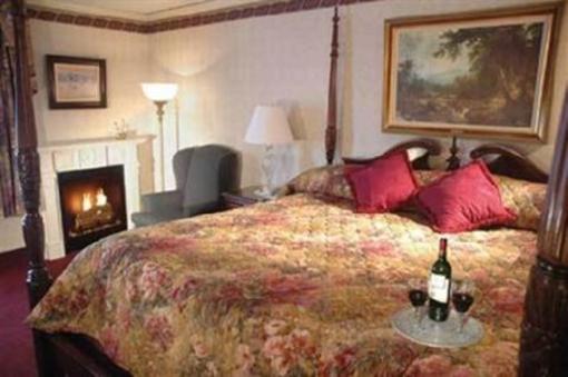 фото отеля John Carver Inn