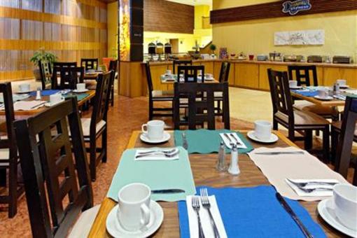 фото отеля Holiday Inn Express Nuevo Laredo