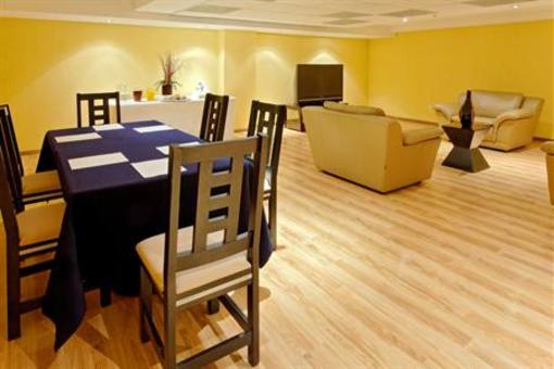 фото отеля Holiday Inn Express Nuevo Laredo