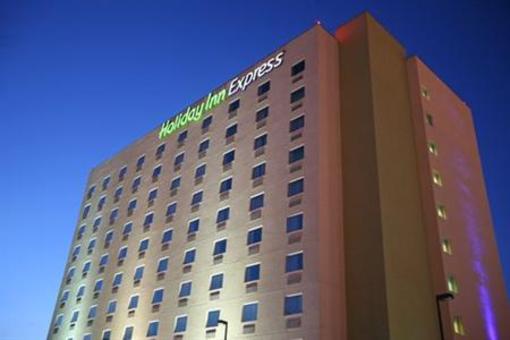 фото отеля Holiday Inn Express Saltillo Zona Aeropuerto