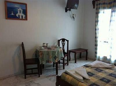 фото отеля Fomithea Hotel Kamari