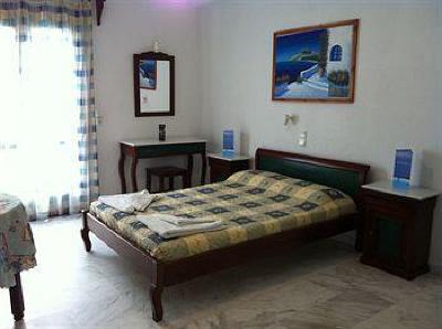 фото отеля Fomithea Hotel Kamari