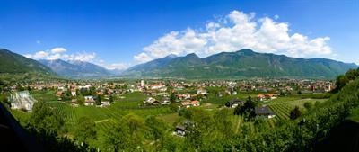 фото отеля Panorama Hotel Garni Bühlerhof Lana